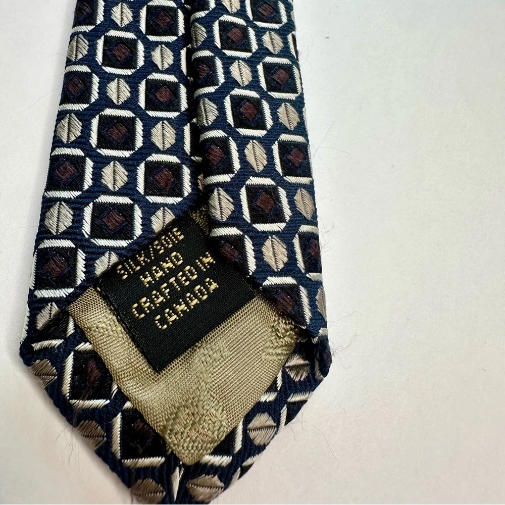 Dion Signature Geometric Heavy Silk Handcrafted Classic Black & White Tie - Picture 5 of 6